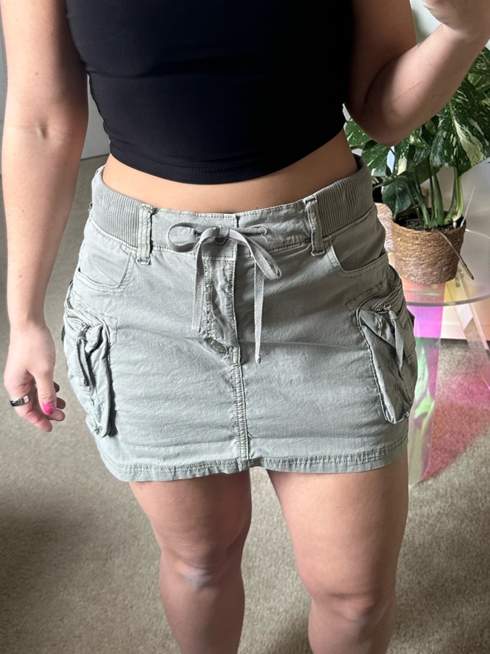 American Eagle Outfitters Women's Olive Green Ribbed Waist Skirt